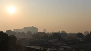 ¿Por qué hay humo hoy en Santiago?