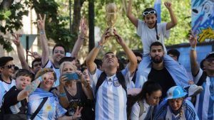 ¿Existe una relación entre ganar una Copa del Mundo y la economía de un país?