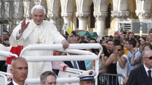 Tres miradas a Benedicto XVI: El pensador, el teólogo, el Papa