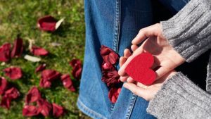 ¿Cómo se popularizó la tradición de hacer regalos en San Valentín?