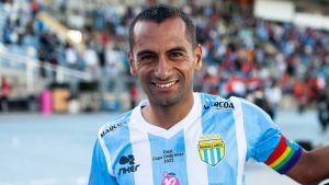 Tras 21 años de carrera, César Cortés deja el fútbol profesional