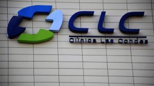 Exmédicos CLC acusan que la clínica emitió boletas personales a nombre de los doctores