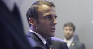 El peor momento de Emmanuel Macron en Francia