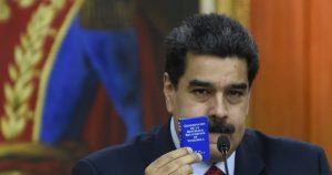 Reino Unido niega a Maduro retiro de US$ 1.200 millones en oro