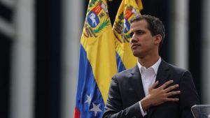 La explicación tras el juramento de Juan Guaidó en Venezuela