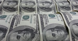 Oposición venezolana: US$3.200 millones permanecen en bancos de EE. UU.