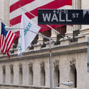 Wall Street en la mira del regulador por altas remuneraciones