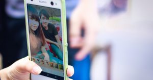 Sharenting o los riesgos de compartir fotos de niños en las redes sociales