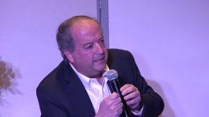 Nicolás Monckeberg habla sobre indemnizaciones por años de servicio