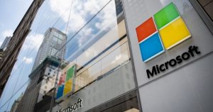 Microsoft forma alianza con VMware para competir con Amazon