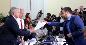 Ministro Larraín dilucida financiamiento de Reforma Previsional hasta 2050