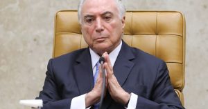 Expresidente brasileño Temer se entrega a la policía