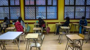 Inasistencia grave y riesgosa en establecimientos escolares aumentó en el mes de abril