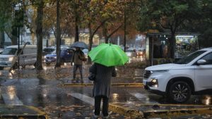 ¿Cuándo dejará de llover en Santiago?