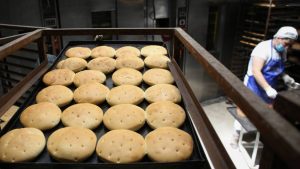 Aumenta el precio del pan en Chile debido a fenómenos mundiales