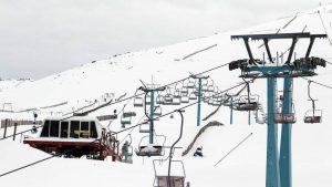 Proponen construir un teleférico que una Santiago y Farellones