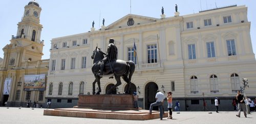 La Municipalidad de Santiago asegura que renombre de calles 