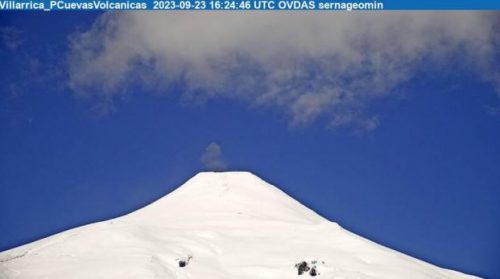 Sernageomin decreta Alerta Naranja por emergencia en volcán Villarrica