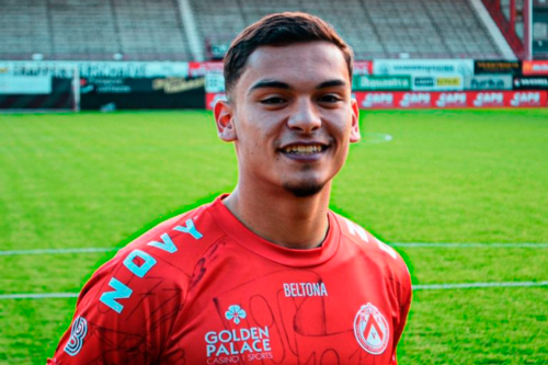 ¿Quién es Nayel Mehssatou, el volante chileno que juega en la liga belga?