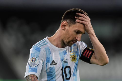 Lionel Messi no irá de titular en el partido frente a Paraguay