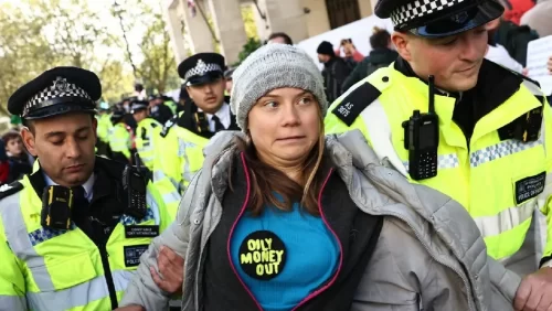 Detienen a Greta Thunberg en una protesta en Londres