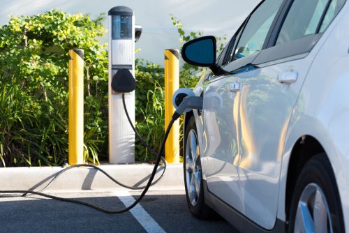 ¿Estamos preparados para los autos eléctricos en Chile?