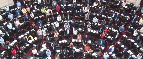 Parlamentarios se retiran de homenaje a Piñera en Cámara de Diputados