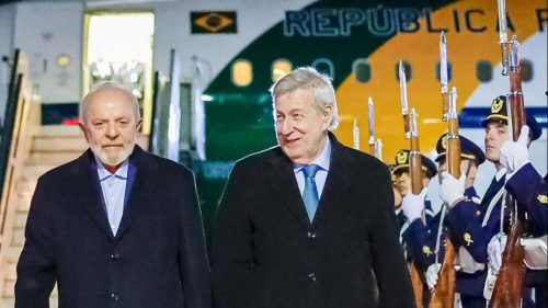 Presidente de Brasil Lula da Silva llegó a Chile para sostener visita de Estado