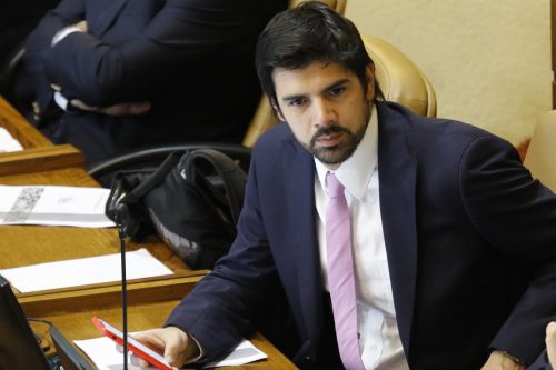 Allanan oficinas del diputado Joaquín Lavín León en el Congreso