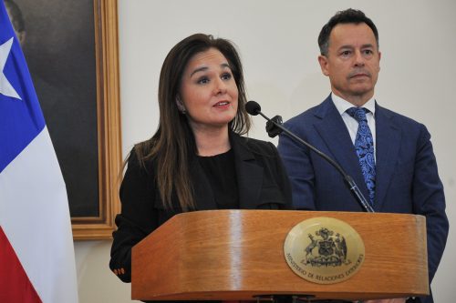 Subsecretaria De La Fuente y Visa Waiver: "No está en riesgo en la medida que cumplamos con altos estándares exigidos"