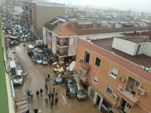 Fuertes inundaciones en España dejan al menos 73 fallecidos