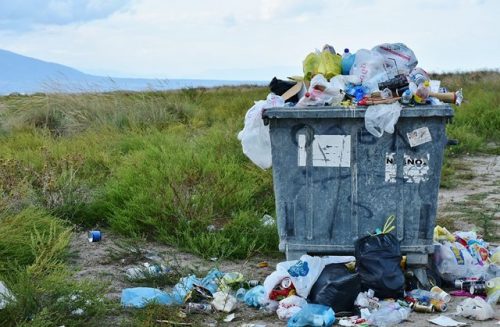 Fundación Basura y Pacto Chileno de los Plásticos contra el riesgo de los residuos