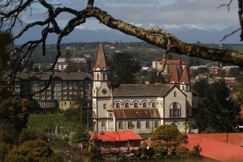 Alcalde de Puerto Varas sobre migración en la comuna: "El crecimiento demográfico que va a vivir la región de Los Lagos va a ser aún mayor en el futuro"