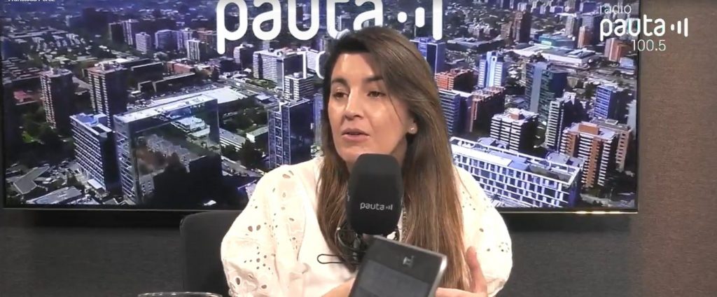 Francisca Pérez de BCI: Proyecciones y análisis del dólar en tiempos de alta volatilidad