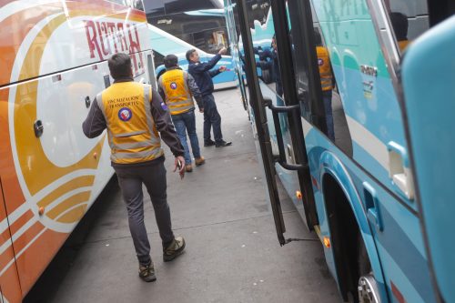 Fiscalización de buses interurbanos por fiestas de fin de año