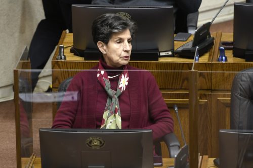 Senadora Allende por compra fallida de la casa familiar: "Si la oposición acude al TC, está en su derecho, tal como es el nuestro, defendernos"