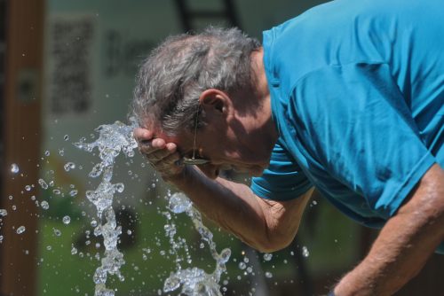 Dirección Meteorológica de Chile alerta por nuevo fenómeno de altas temperaturas para este fin de semana