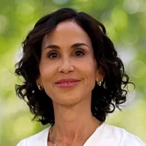 Doctora Itriago hace llamado a la detección precoz del cáncer: 