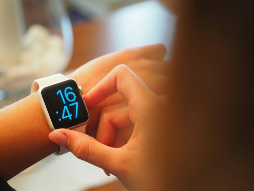 Cambio de hora en Chile: revisa cuándo comienza el horario de invierno este 2025