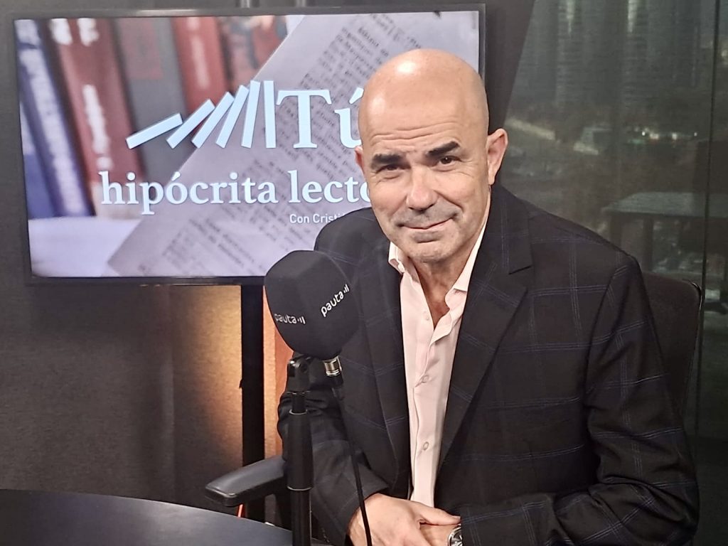 Eduardo Sacheri y la escritura como una forma de vivir con más intensidad