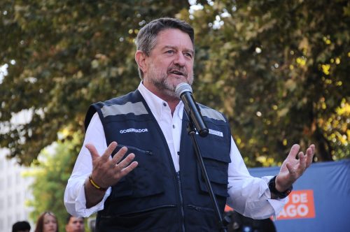 Claudio Orrego por monumento del general Baquedano: "Siempre he sido partidario de que vuelva a Plaza Italia"