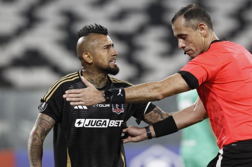 El alto costo de una posible eliminación: El millonario monto que perdería Colo Colo si no clasifica a octavos de final