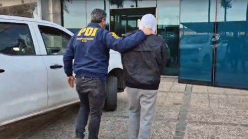 PDI detiene a dos nuevos imputados por megaincendio de Valparaíso: Ambos son bomberos y uno es funcionario de Conaf