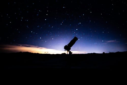 Telescopios en Chile registran por primera vez un “duelo cósmico” entre galaxias a 11 mil millones de años luz
