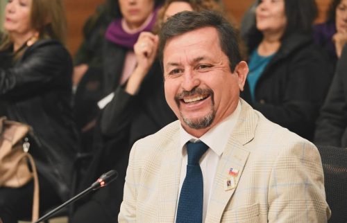 Alcalde de Macul reconoce viaje al extranjero mientras estaba con licencia médica: está siendo investigado por Contraloría