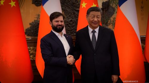 Presidente Boric sostiene reunión bilateral con Xi Jinping en medio de tensiones por la guerra comercial: Reafirman su compromiso con el multilateralismo