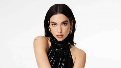Dua Lipa saluda a sus 