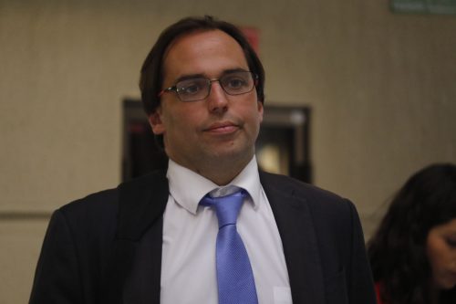 Exdirector de Presupuestos por polémica de licencias médicas: “Un comité con la ANEF y los servicios públicos no sirve para nada”