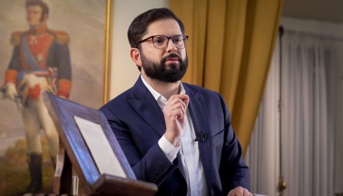 Presidente Boric anuncia medidas tras informe de Comisión para la Paz: "Una oportunidad única de alcanzar justicia y paz"