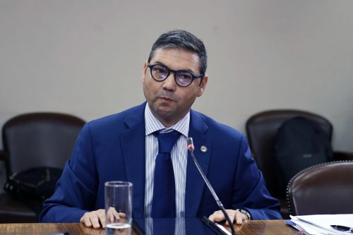 “Solo un par de sujetos defraudaron más de $26 mil millones”: Fiscalía revela magnitud del fraude por licencias médicas